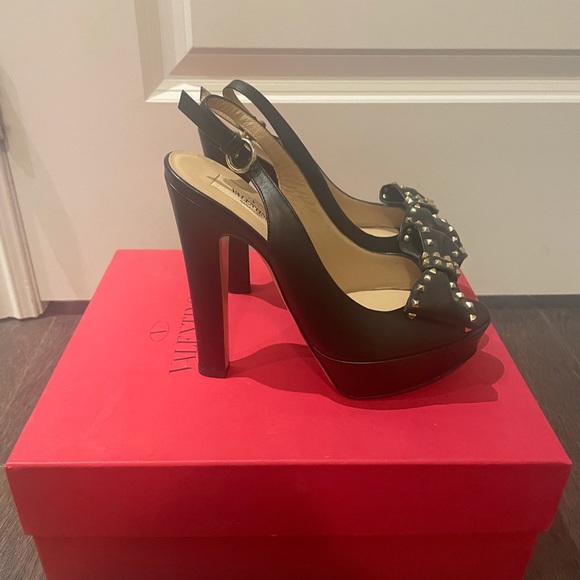 Valentino Black Leather Rockstud Bow Platform Slingback Sandals Size 7 woman - Picture 4 of 9